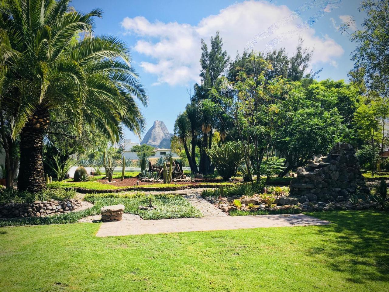 Club Vergel Resort ベルナル エクステリア 写真